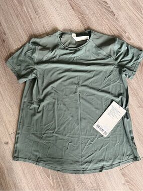 lululemon Sculpt Short-Sleeve  in Willow leaf